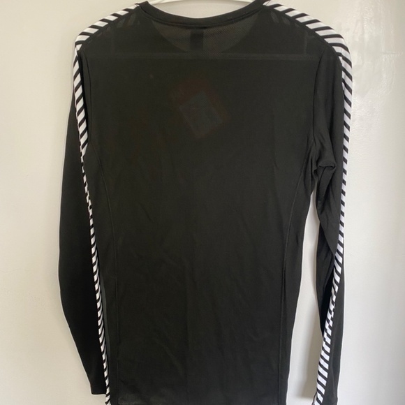 Helly Hansen, lightweight thermal crew, black, large - Picture 2 of 3